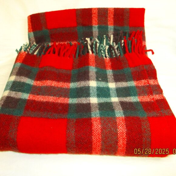 Share VINTAGE~STADIUM, CABIN, LAKE HOUSE BLANKET~WOOL RED PLAID FRINGED BLANKET - Picture 1 of 7